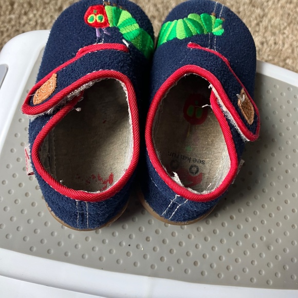 Hungry caterpillar toddler shoes - Picture 2 of 3